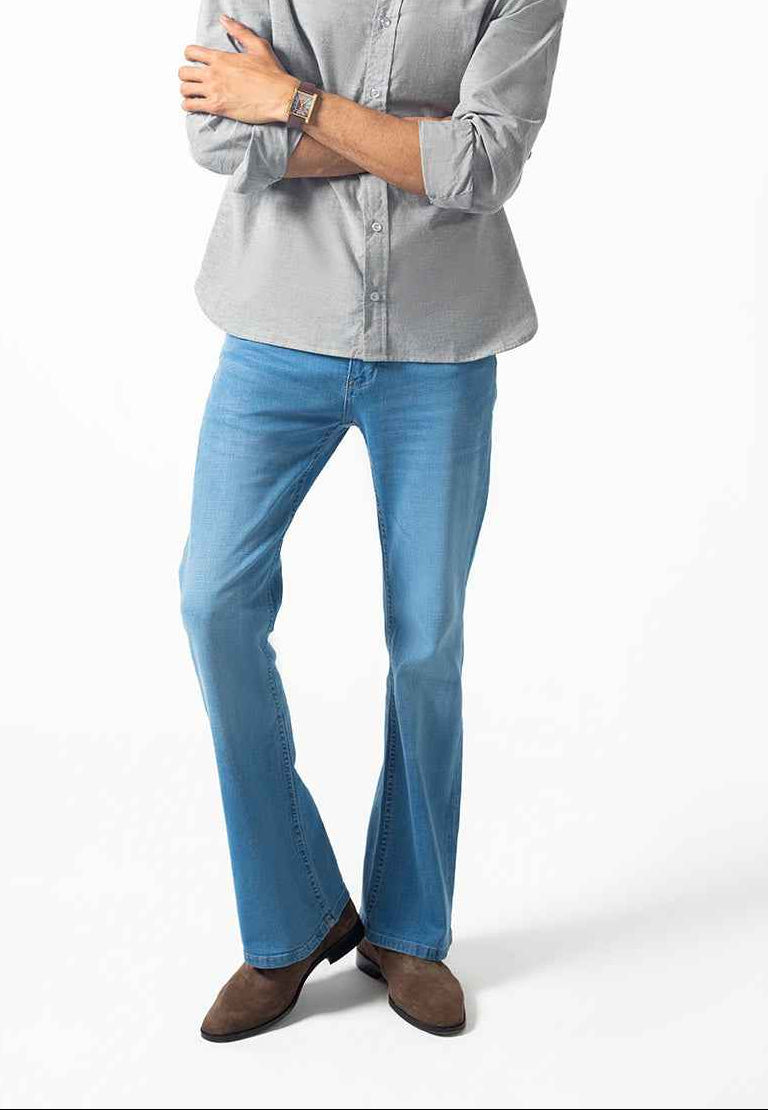 Lamar Fit – Bootcut Jeans