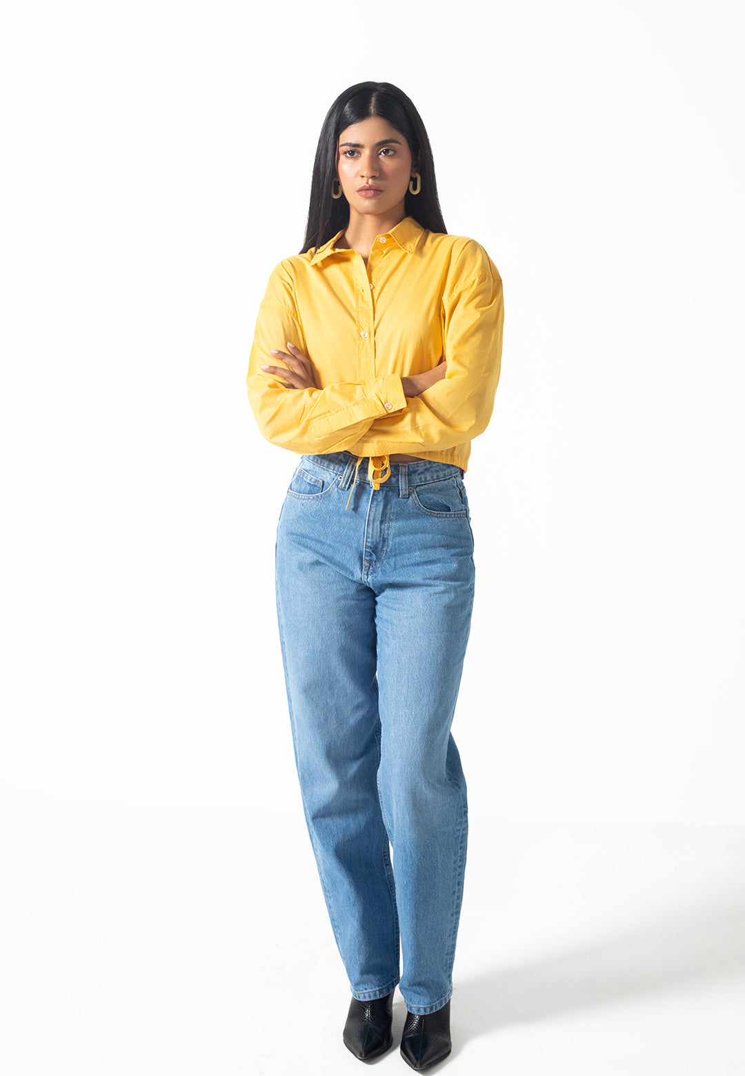 Mo Fit – Crop Tie-Up Shirt