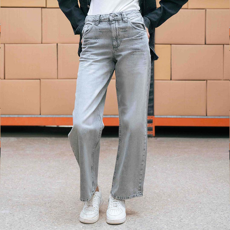 Not Basic Grey Baggy Jeans