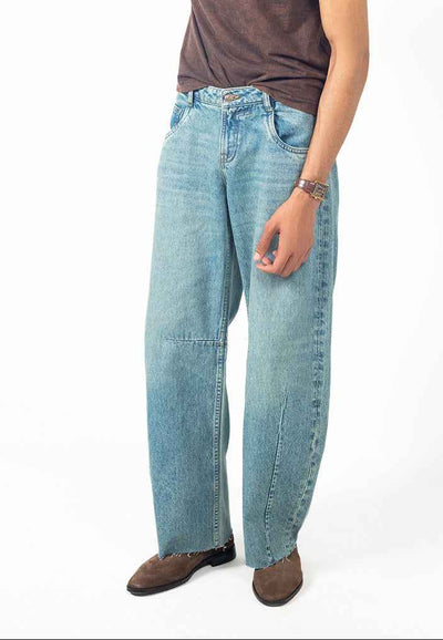 Horseshoe Fit – Curved Baggy Jeans