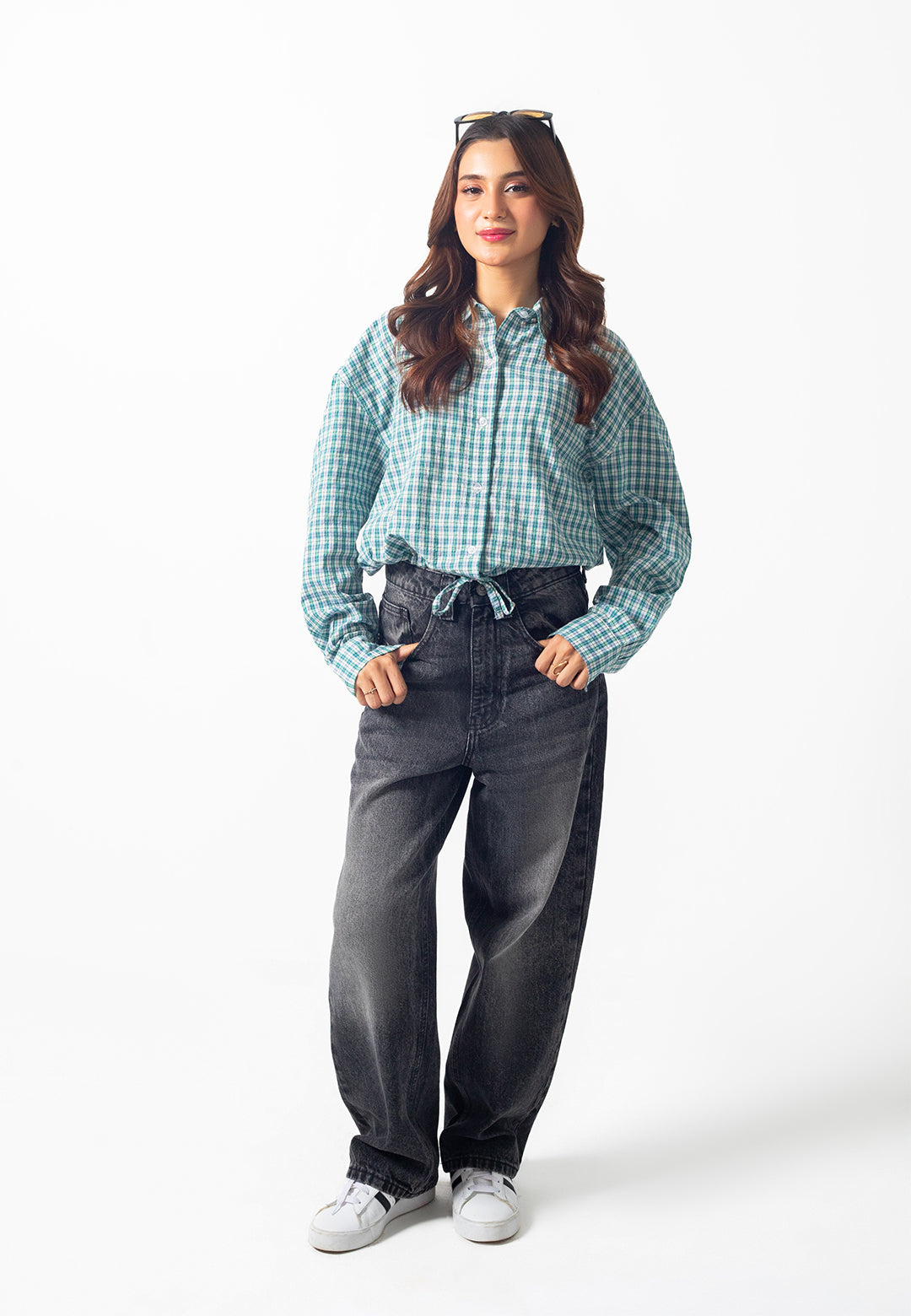 Mo Fit – Crop Tie-Up Shirt