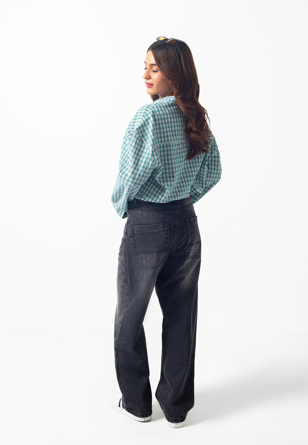 Mo Fit – Crop Tie-Up Shirt