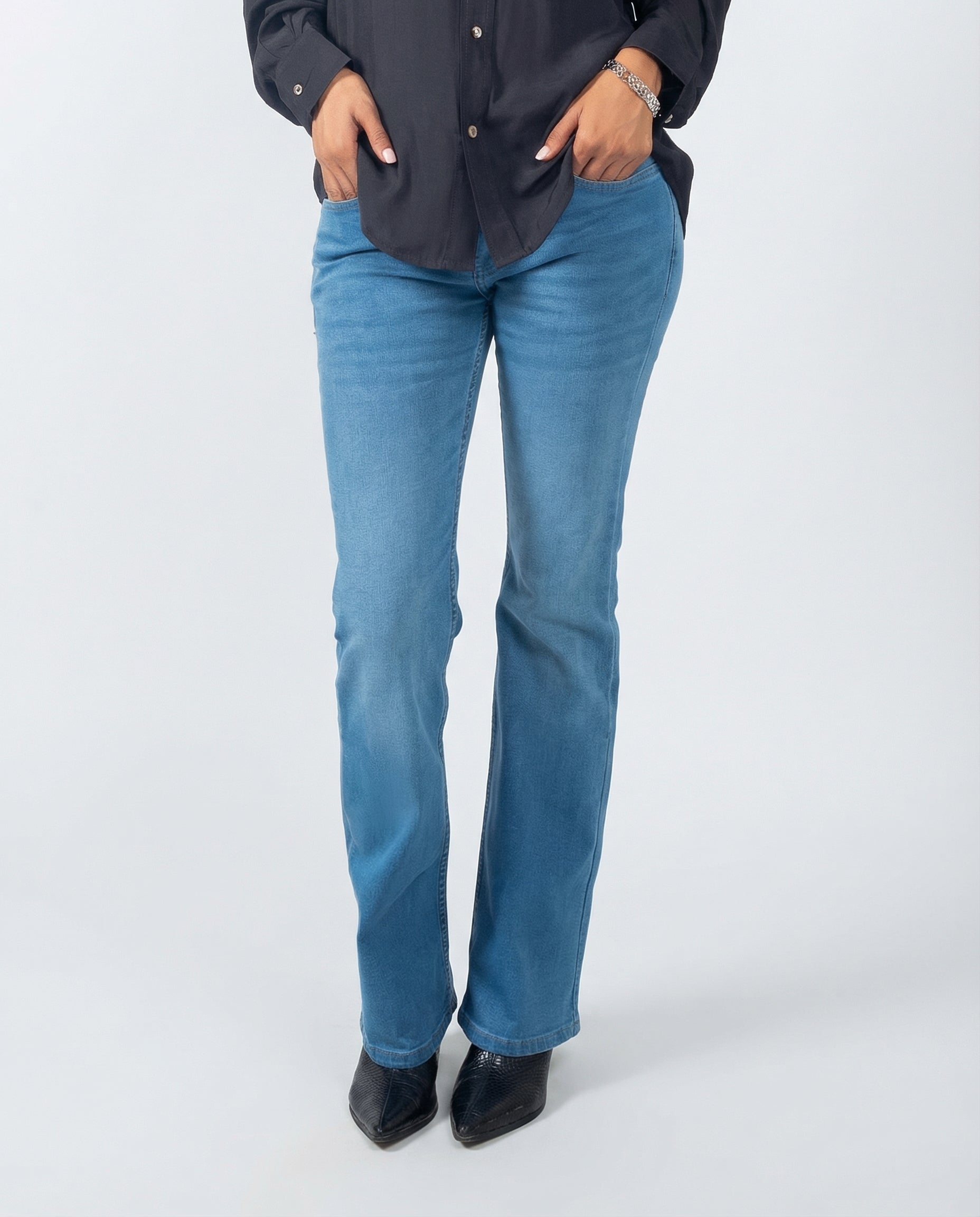 Lamar Fit – Bootcut Jeans